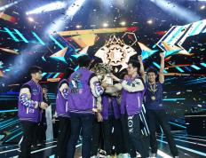 IM体育官方平台-实力对决：两支顶尖球队交锋