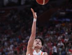 IM体育App下载-球员的顶尖运动素养令人赞叹