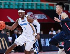 IM体育官方网-包含日本碾压AC米兰，阿拉巴一己之力扛起全队的词条