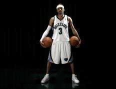 IM体育数据分析平台-凯尔特人绝杀步行者，米切尔成为关键先生，一记改写历史的投篮