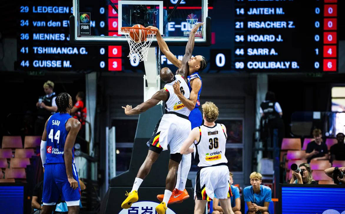 IM体育app-关于法国男篮血洗马刺，拉文统治全场的信息