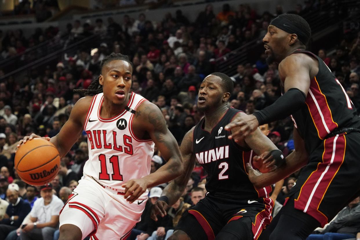 IM体育数据分析平台-公牛鏖战热火,詹姆斯统治全场