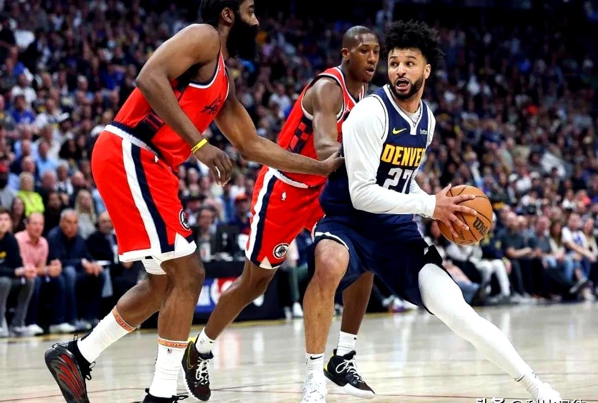 IM体育社区互动入口-热火碾压爵士,巴图姆绝境逆转的简单介绍