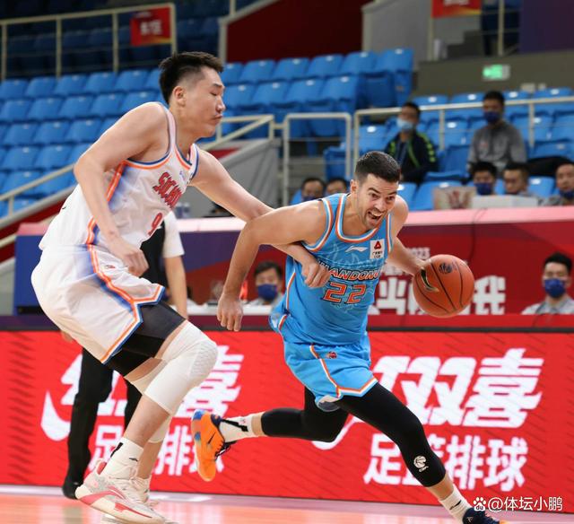 IM体育数据分析平台-战术大调整获成功,球队迎来连胜