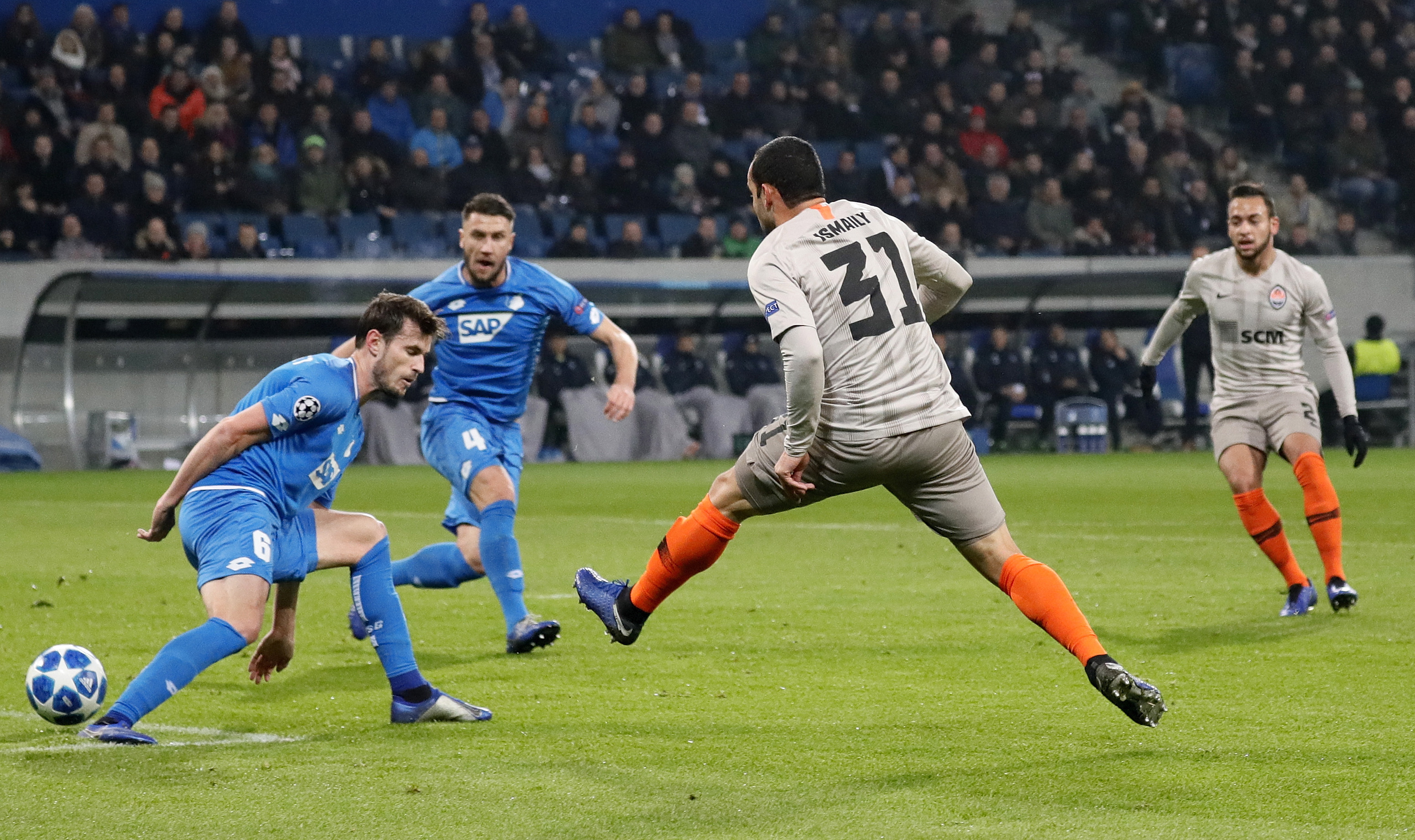 IM Sport-拜仁慕尼黑双杀顿涅茨克矿工，欧冠小组领跑的简单介绍