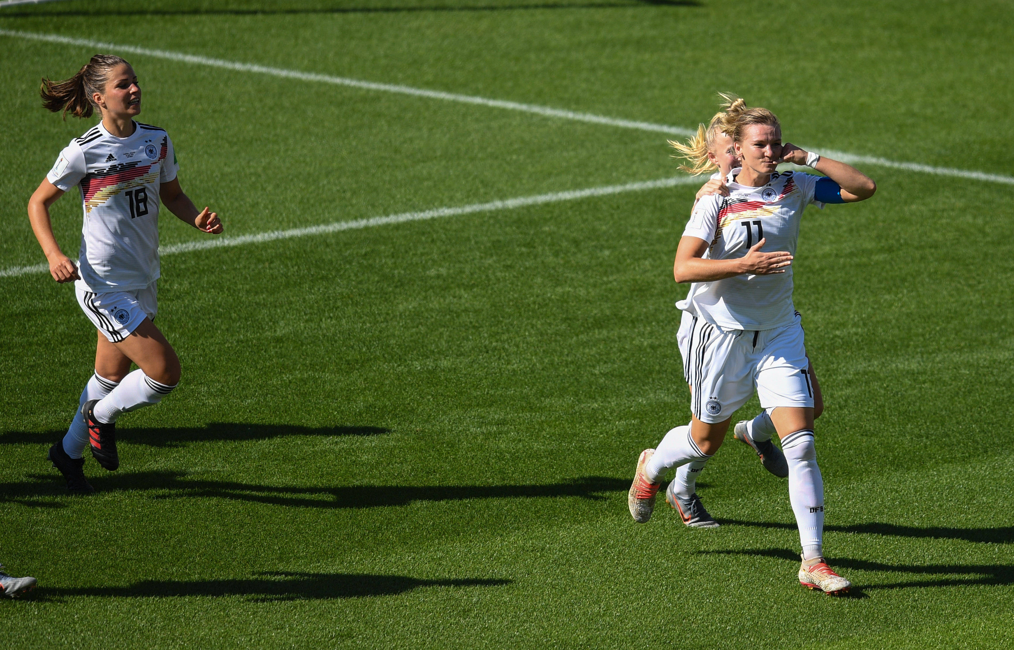 IM体育赛事直播入口-新西兰女足比赛逐渐崭露锋芒