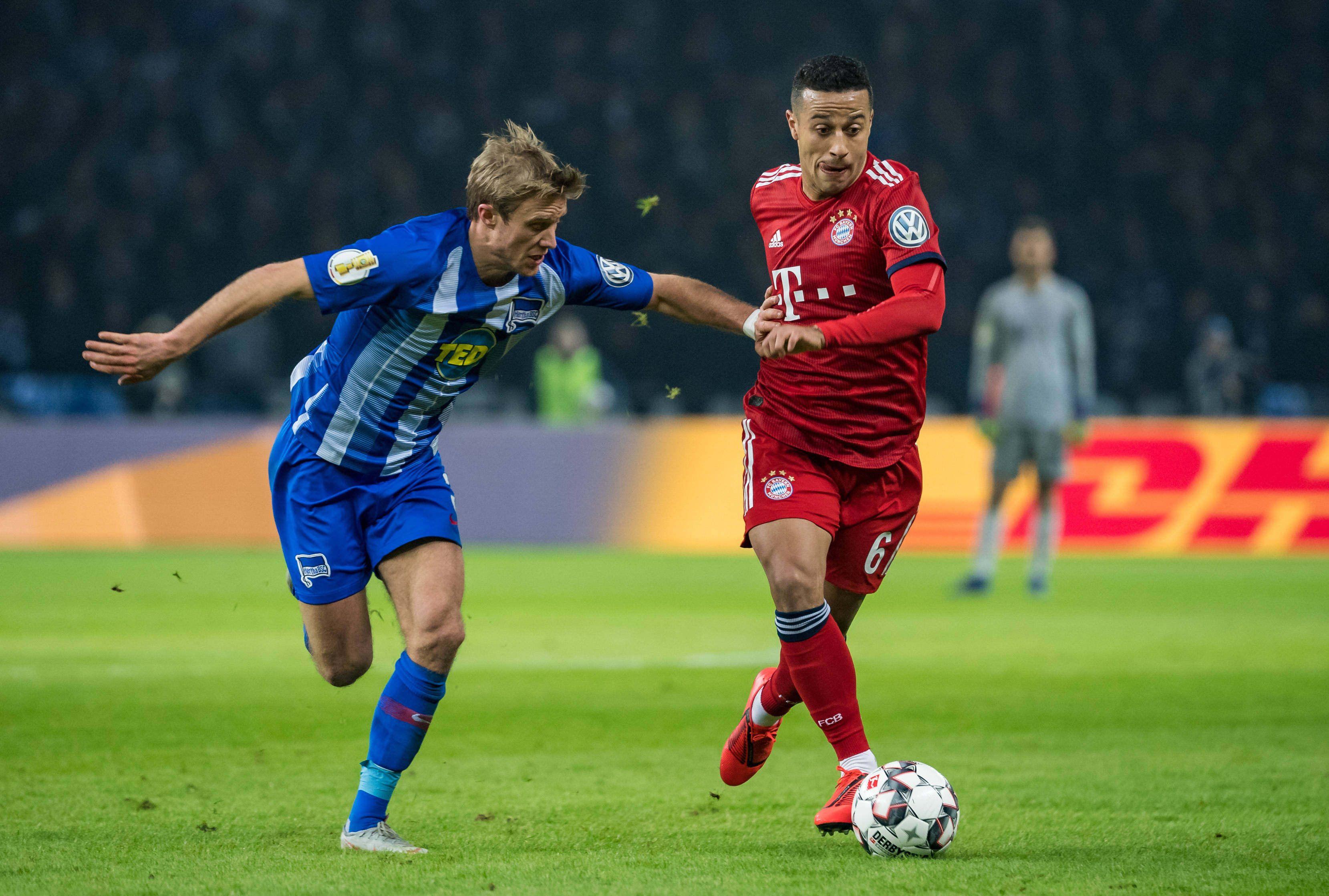 IM体育官方平台-沙尔克04继续胜利,德甲前景被看好