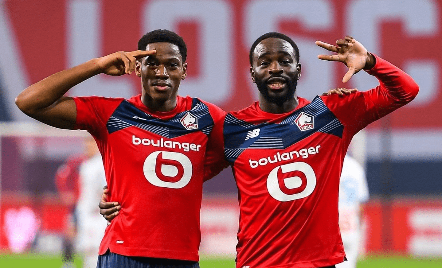 IM体育-里尔疯狂追赶领头羊，法甲战火升级的简单介绍