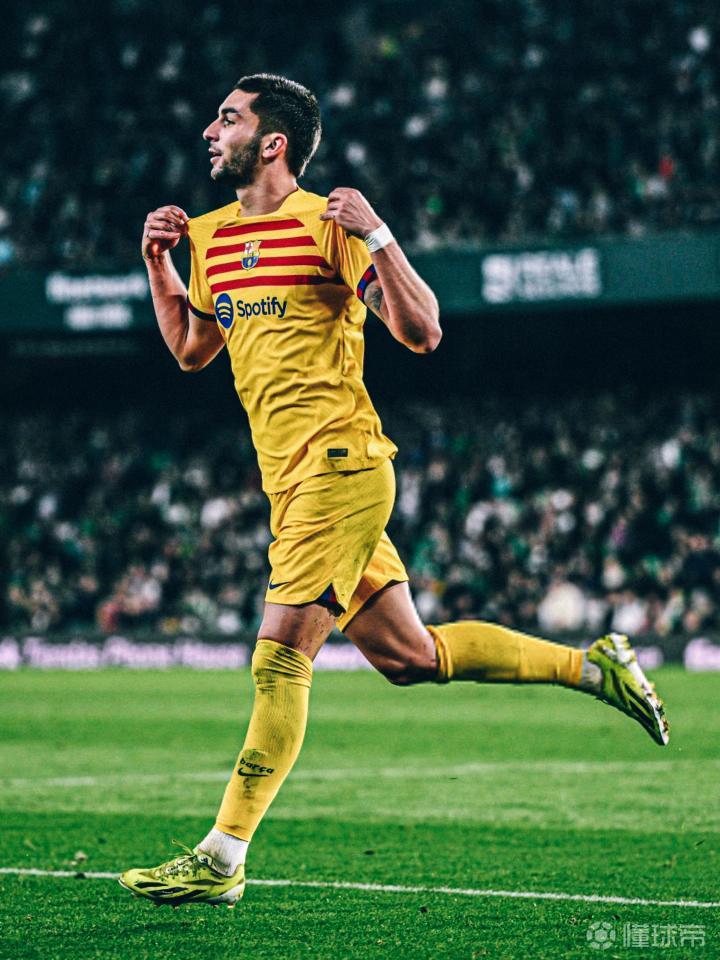 IM体育下载-关于尤文强势曼城，费兰·托雷斯高光表现的信息
