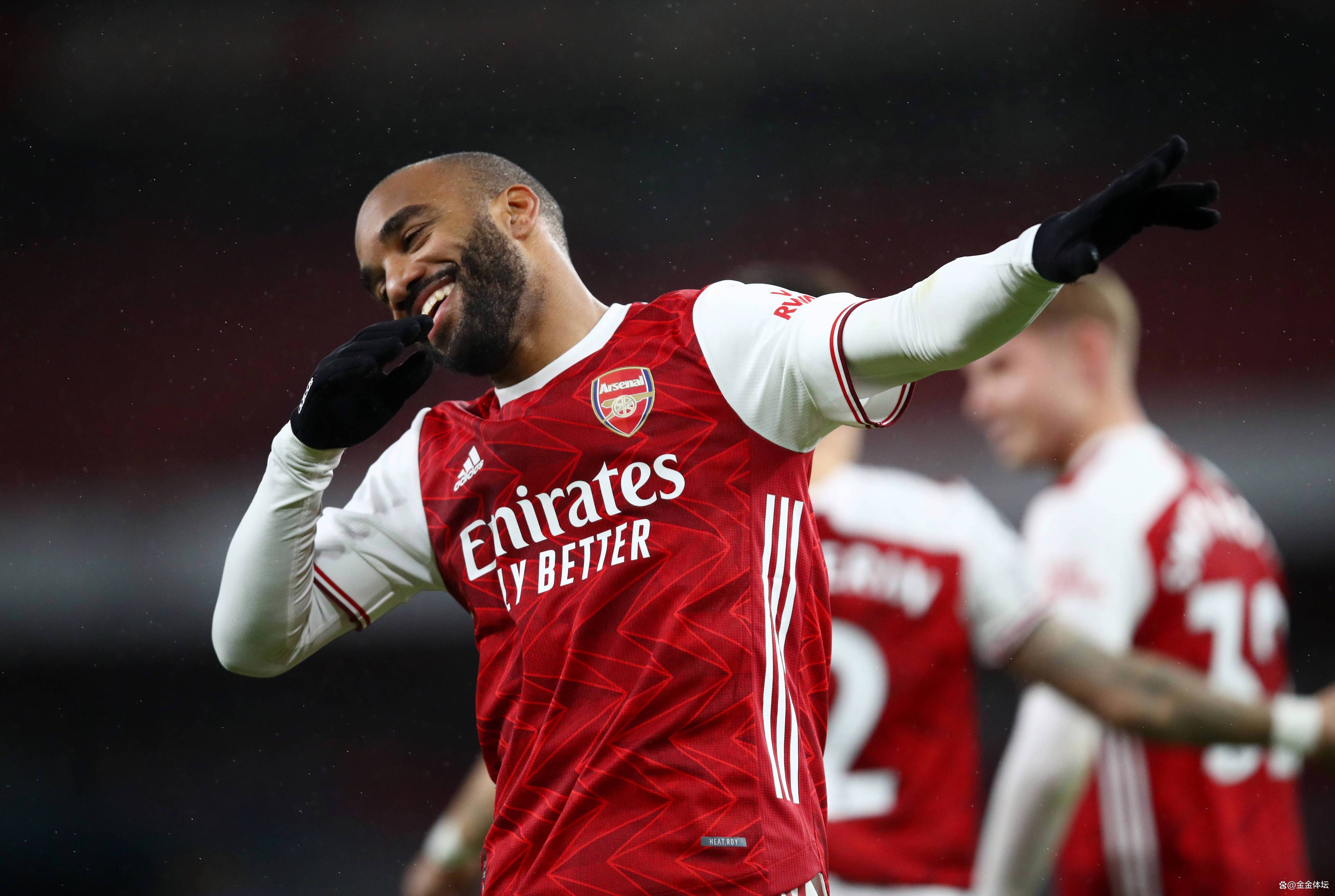 IM体育数据分析平台-阿森纳力克曼联，晋级欧冠八强