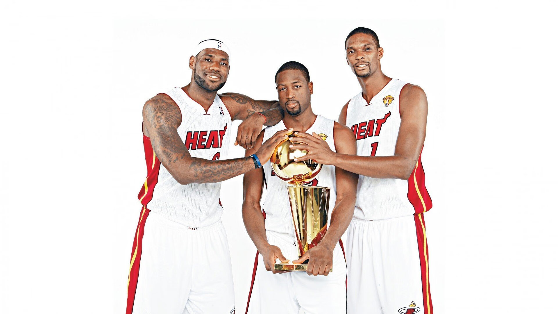 IM体育平台-跨界巅峰夜，当西甲德比战火遇见伦纳德生涯之夜